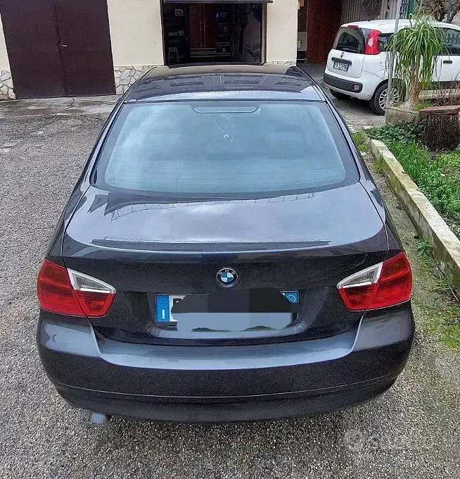 Usata BMW 318 122 CV (89 kW) 2006 Grigio Berlina
