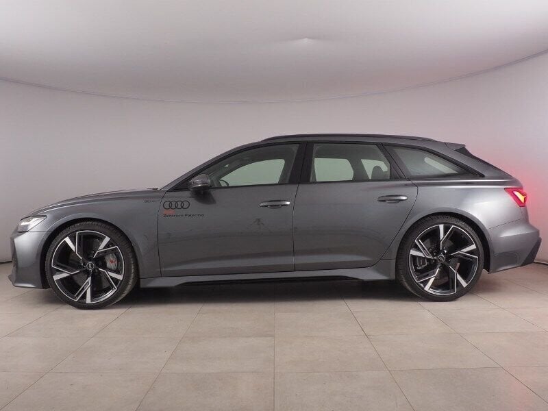 Usato 2022 Audi A6 4.0 Benzin 600 CV (132.000 €)