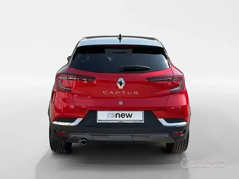 Usata Renault Captur Initiale Paris 131 CV (96 kW) 2020 Rosso SUV