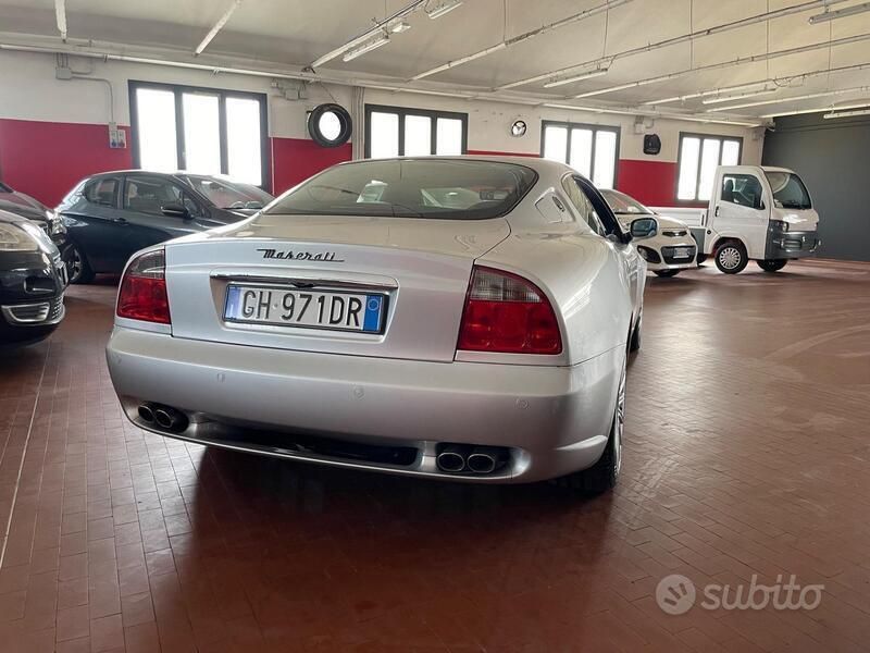 Usata Maserati Coupé 390 CV (286 kW) 2004 Grigio Coupé