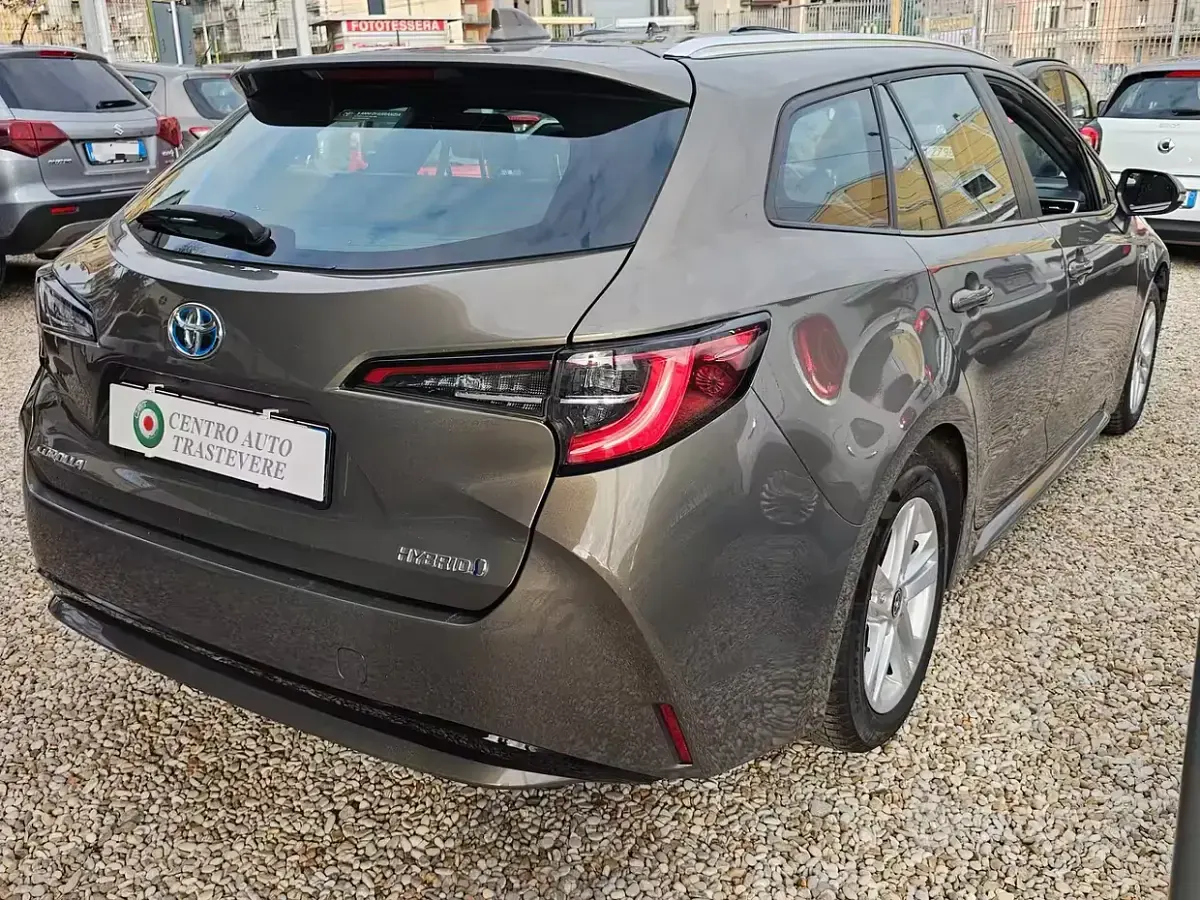 Usata Toyota Corolla Business Edition 98 CV (72 kW) 2020 Grigio Station wagon