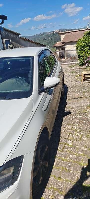 Usata VW Polo Comfortline 90 CV (66 kW) 2019 Bianco Utilitaria