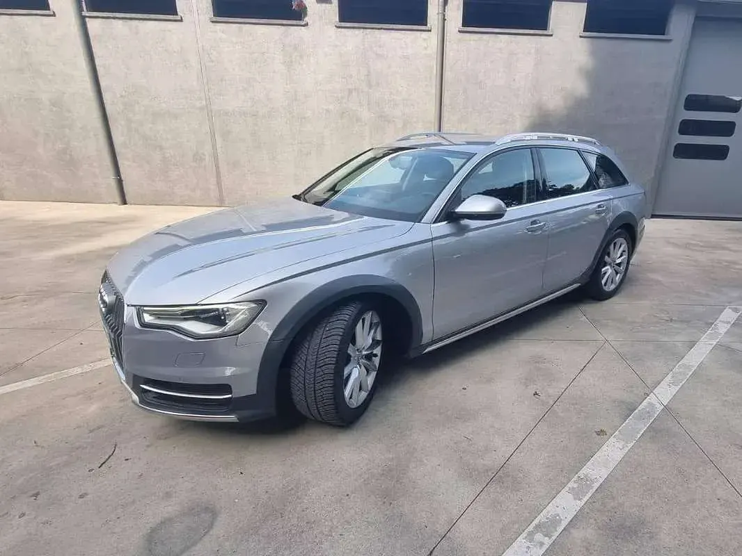 Usata Audi A6 Allroad Business Plus 218 CV (160 kW) 2016 Argento Station wagon
