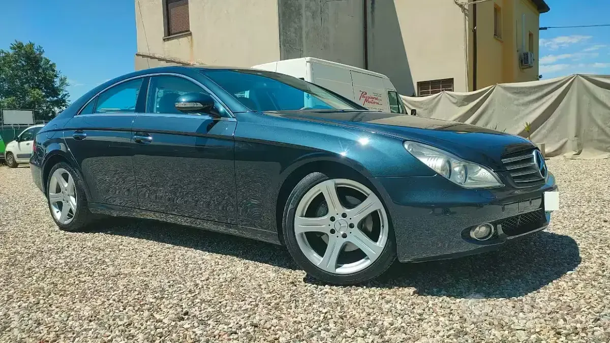 Usata Mercedes CLS320 Chrome 224 CV (164 kW) 2006 Coupé