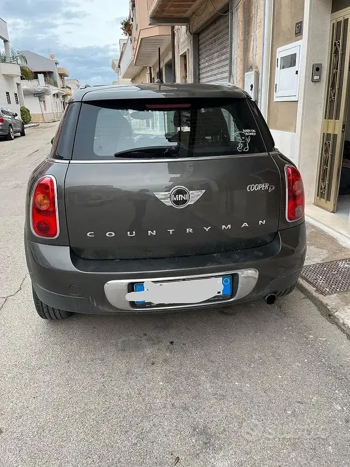 Usata Mini Countryman 111 CV (81 kW) 2014 Grigio SUV