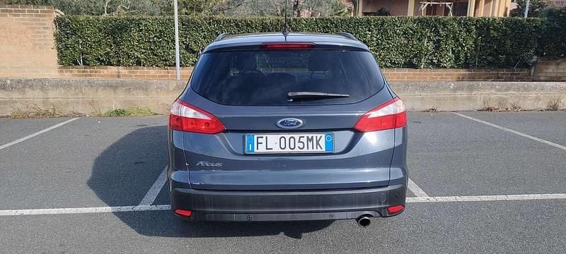 Usata Ford Focus 140 CV (102 kW) 2014 Station wagon