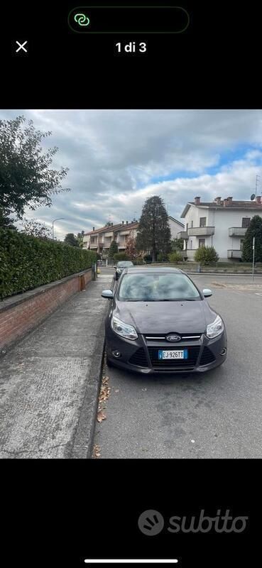 Usata Ford Focus Titanium 115 CV (84 kW) 2011 Grigio Berlina