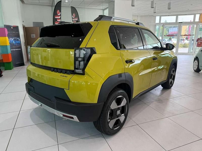 Nuova Fiat Grande Panda La Prima 110 CV (80 kW) 2025 Giallo Utilitaria
