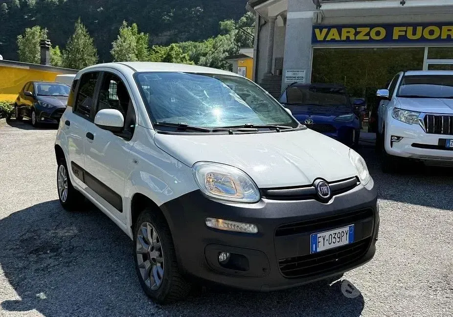 Usata Fiat Panda 4x4 Pop 85 CV (62 kW) 2019 Bianco Utilitaria
