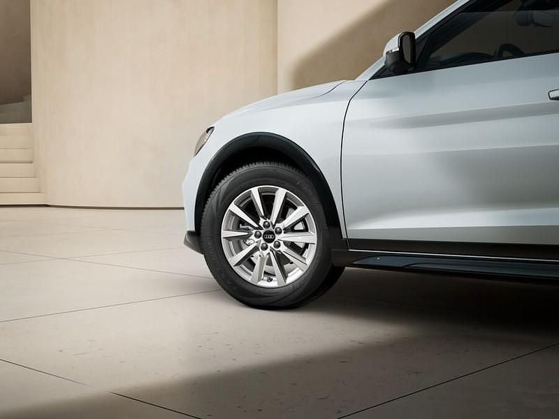Nuova Audi A1 Business 116 CV (85 kW) 2026 Bianco SUV