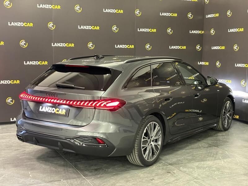 Nuova Audi A5 S-Line 203 CV (149 kW) 2025 Grigio Coupé