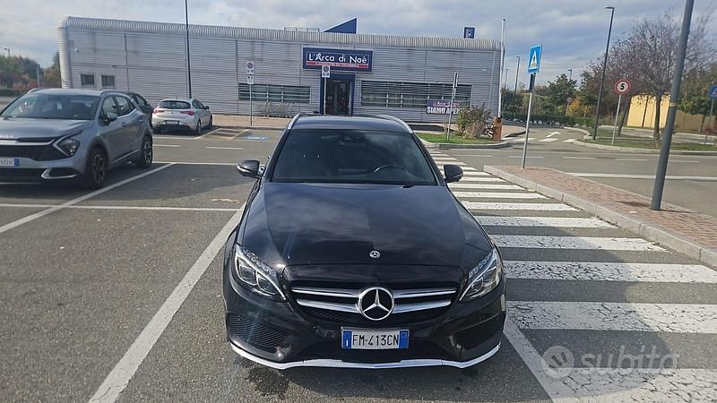 Nero Usata 2017 Mercedes 220 AMG Station wagon | 15.000 € - Immagine 1/4