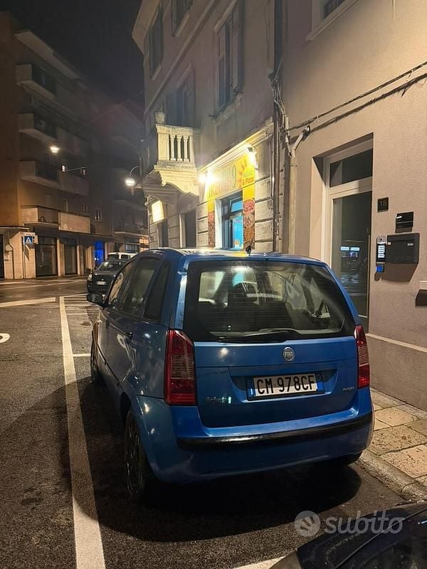 Usata Fiat Idea 2004 Blu Monovolume