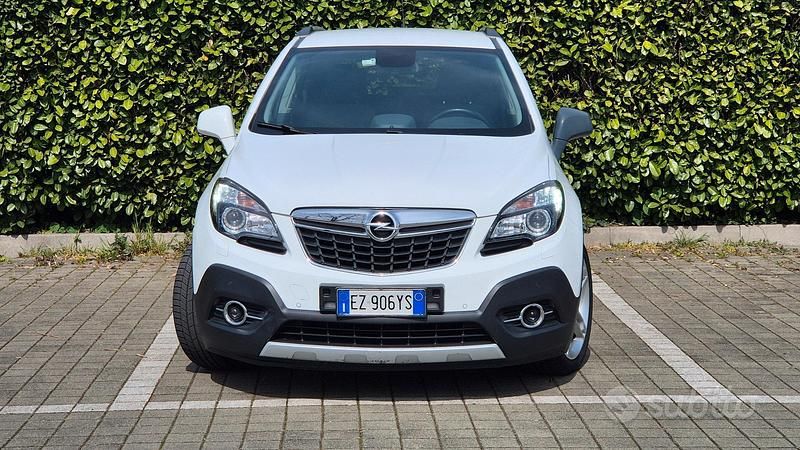 Usata Opel Mokka 140 CV (102 kW) 2015 Bianco SUV