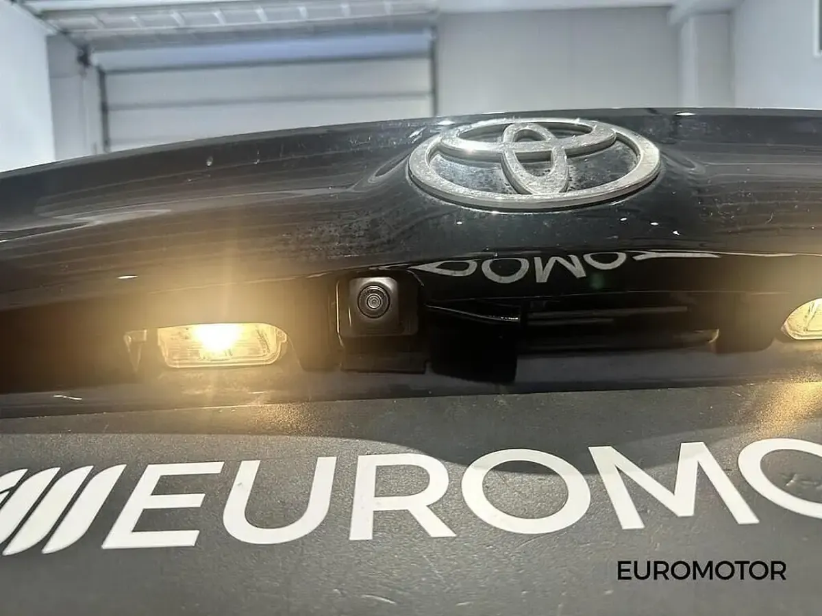 Usata Toyota Yaris Trend 2024 Grigio Utilitaria