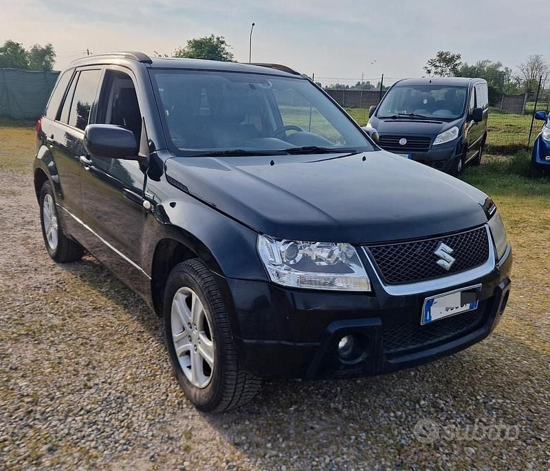 Usata Suzuki Grand Vitara 129 CV (94 kW) 2008 Nero SUV