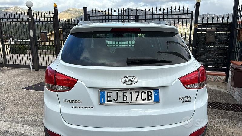 Usata Hyundai ix35 Classic 136 CV (100 kW) 2011 Bianco SUV