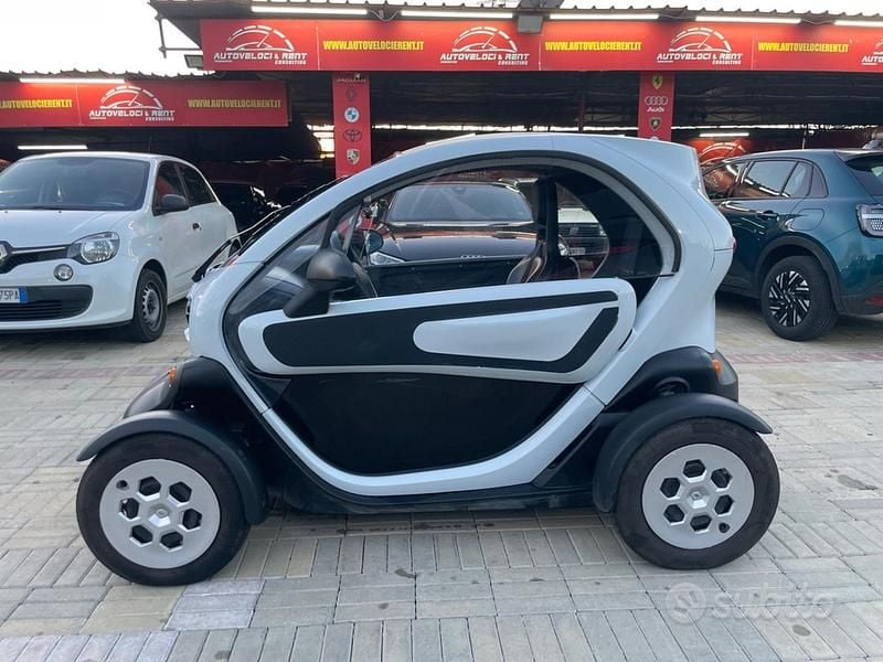 Usata Renault Twizy 13 kW (18 CV) 2015 Bianco Utilitaria