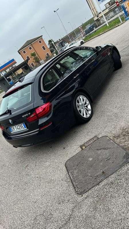 Usata BMW 530 Luxury Line 258 CV (189 kW) 2014 Station wagon