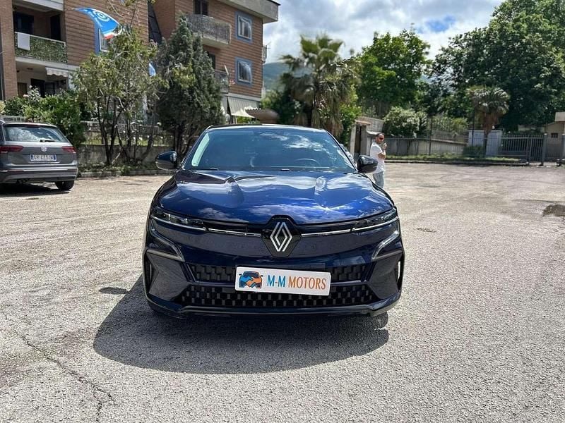 Blu scuro Usata 2022 Renault Megane E-Tech Techno Berlina | 19.490 € (Super prezzo) - Immagine 1/4