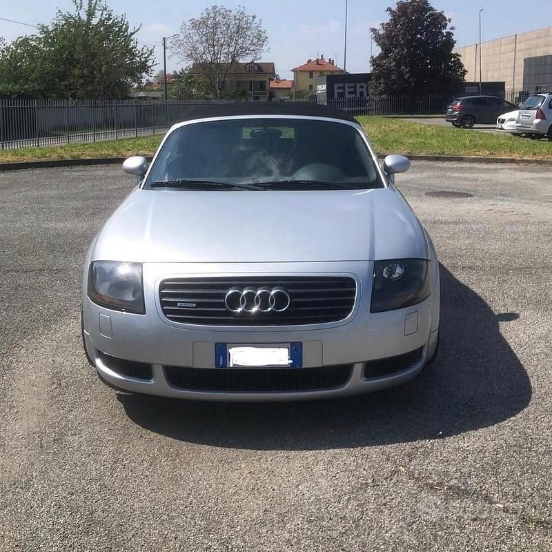 Second-hand Audi TT 225 CP (165 kW) 2004 Gri Coupe
