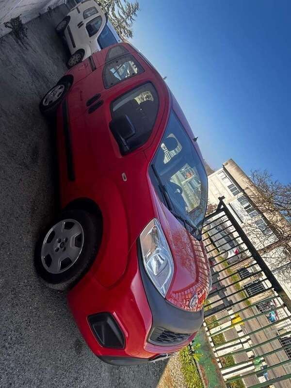 Usata Fiat Qubo Trekking 111 CV (81 kW) 2016 Rosso Monovolume