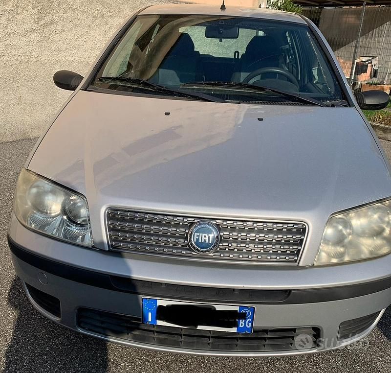 Usata 2007 Fiat Punto Classica Due volumi | 2600 € - Immagine 1/4