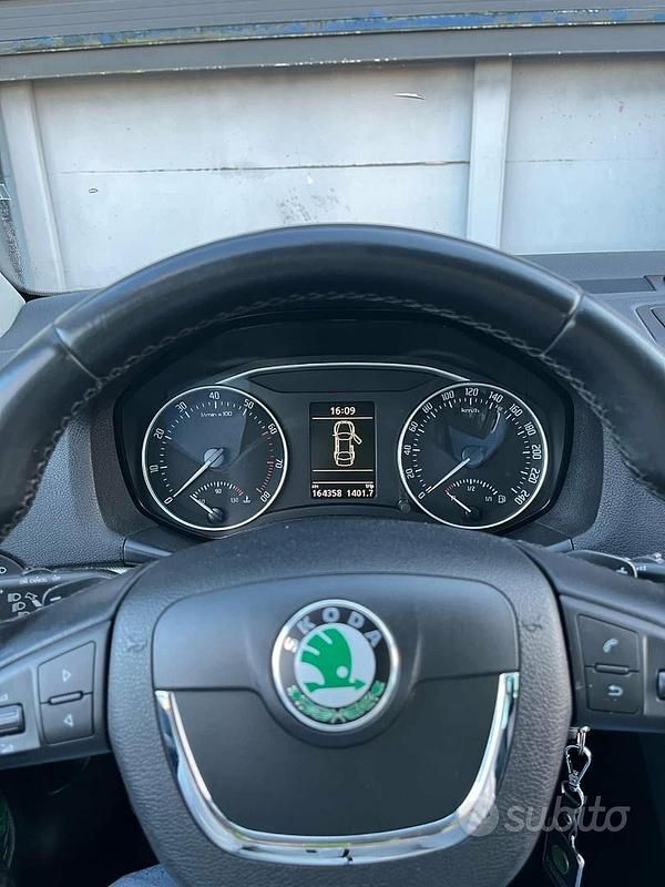 Usata Skoda Octavia Elegance 160 CV (117 kW) 2011 Grigio Station wagon