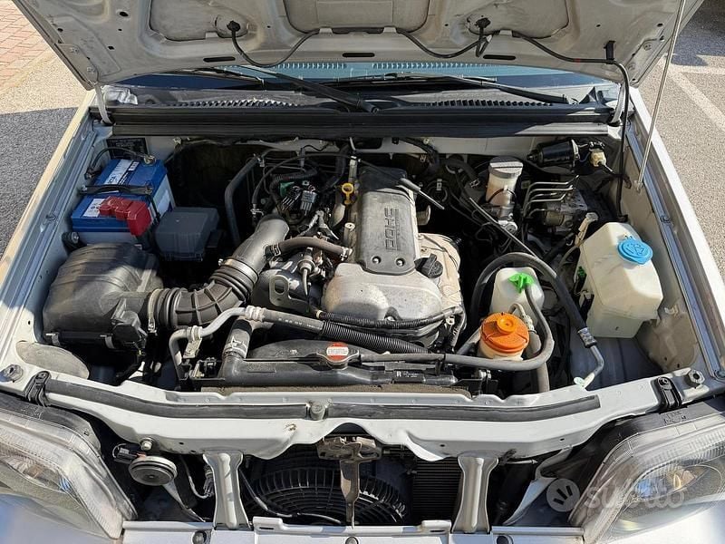 Occasion Suzuki Jimny 85 ch (62 kW) 2011 Gris SUV