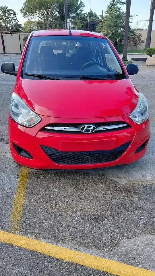 Usata Hyundai i10 Classic 69 CV (50 kW) 2013 Rosso Utilitaria
