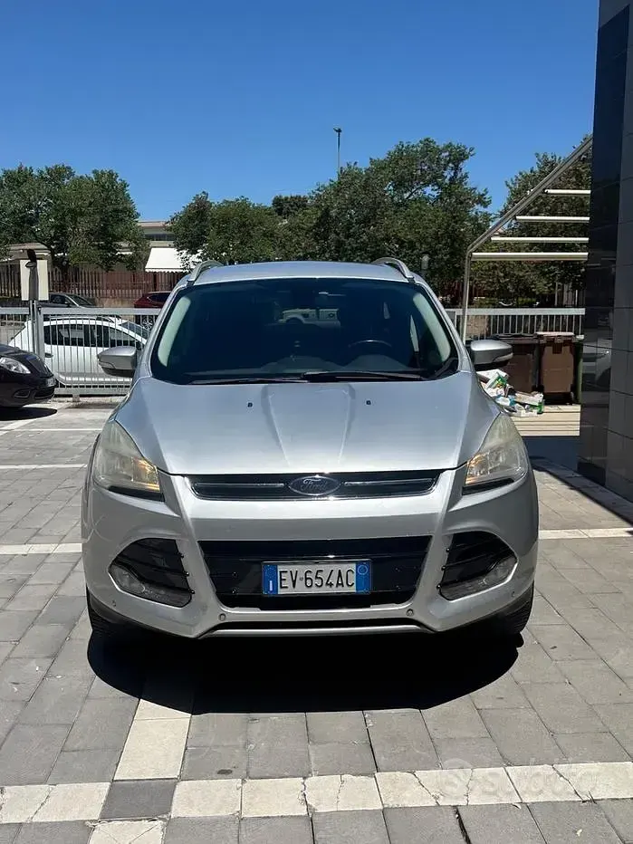 Usata Ford Kuga Titanium 163 CV (119 kW) 2014 Grigio SUV