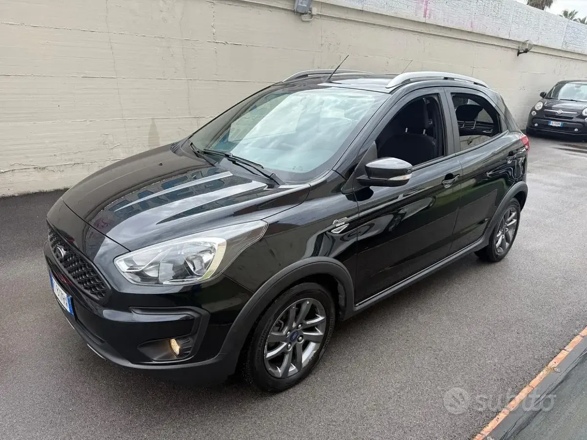 Usata Ford Ka Plus Active 86 CV (63 kW) 2019 Nero Utilitaria