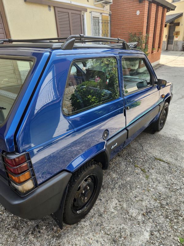 Usata Fiat Panda 4x4 Club 50 CV (36 kW) 1996 Blu Utilitaria