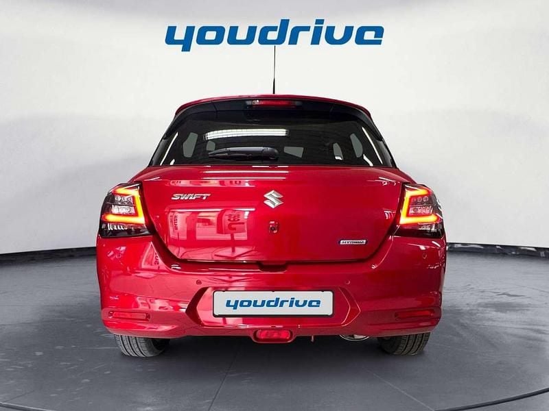 Nuova Suzuki Swift 83 CV (61 kW) 2025 Rosso Utilitaria