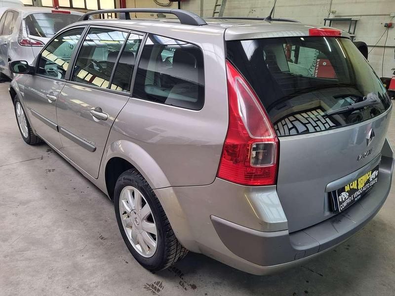 Usata Renault Mégane GrandTour Dynamique 101 CV (74 kW) 2008 Grigio Station wagon