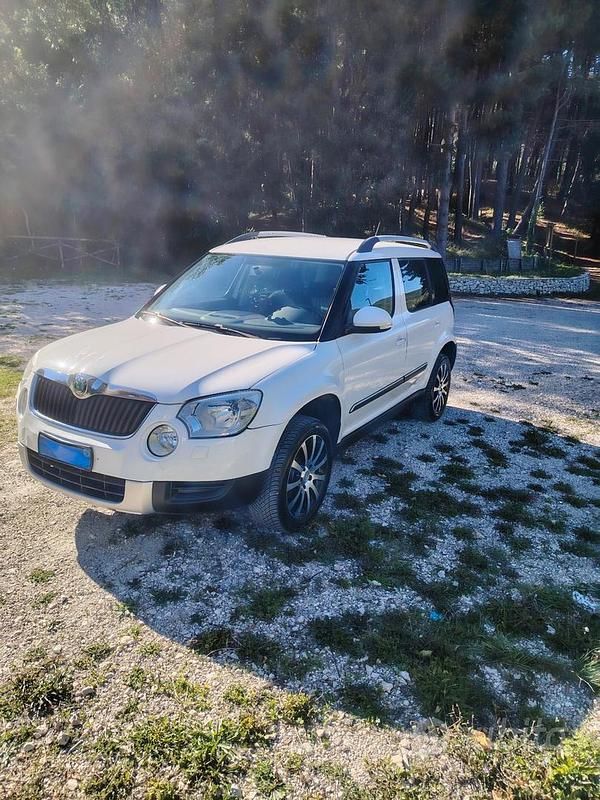 Usata Skoda Yeti 2012 Bianco SUV