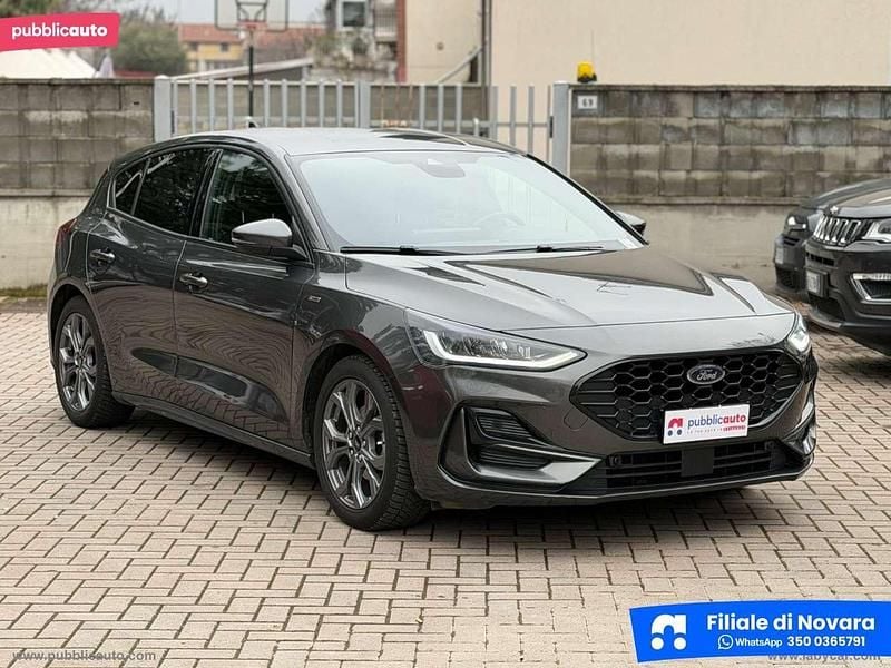 Usata Ford Focus ST-Line X 125 CV (91 kW) 2023 Grigio Berlina