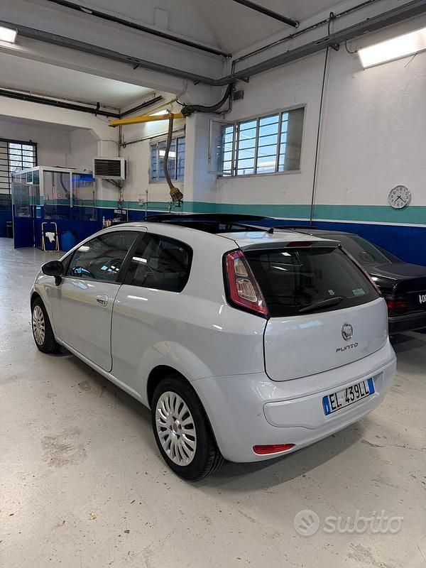 Usata Fiat Punto Evo Active 77 CV (56 kW) 2012 Grigio Utilitaria