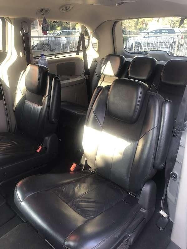 Usata Chrysler Grand Voyager 163 CV (119 kW) 2010 Monovolume