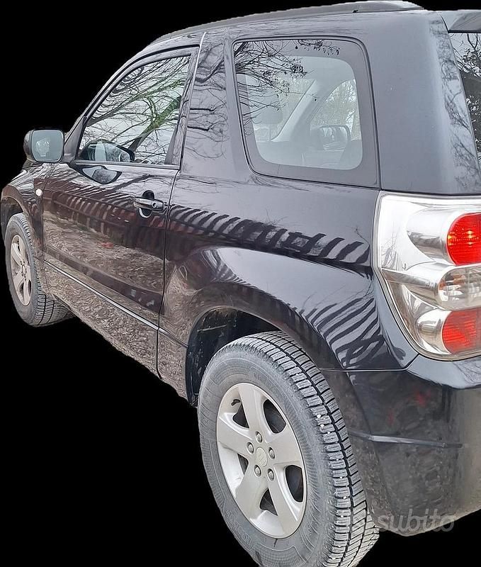 Usado Suzuki Vitara 94 CV (69 kW) 2007 Azul SUV