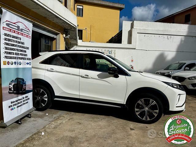Usata Mitsubishi Eclipse Cross Invite 163 CV (119 kW) 2018 Bianco SUV