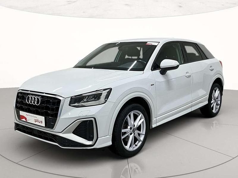 Bianco ghiacciaio metallizzato Usata 2021 Audi Q2 S-Line SUV | 24.400 € (Buon prezzo) - Immagine 1/4