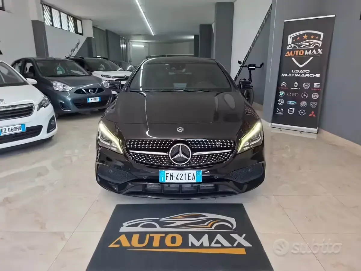 Usata Mercedes CLA200 Premium 177 CV (130 kW) 2017 Nero Station wagon