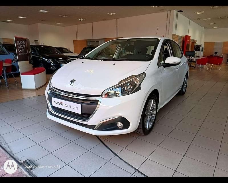 Bianco Usata 2018 Peugeot 208 Active Due volumi | 8300 € (Ottimo prezzo) - Immagine 1/4
