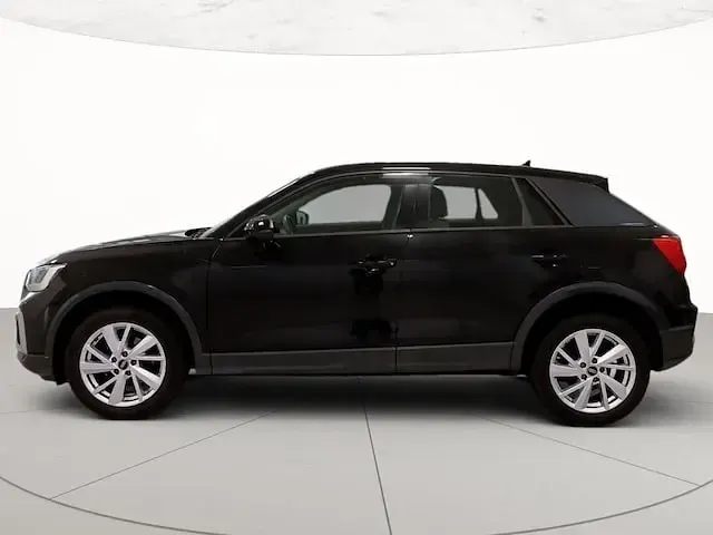 Usata Audi Q2 Advanced Plus 150 CV (110 kW) 2023 Nero mythos metallizzato SUV