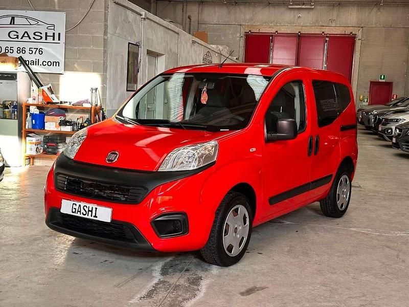 Usata Fiat Qubo Lounge 80 CV (58 kW) 2017 Bianco Monovolume