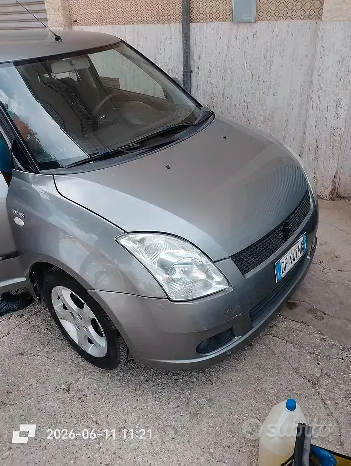 Usata Suzuki Swift 2007 Grigio Utilitaria