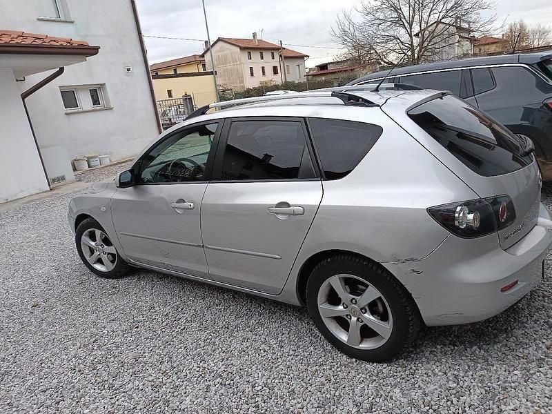 Usata Mazda 3 2006 Grigio Utilitaria