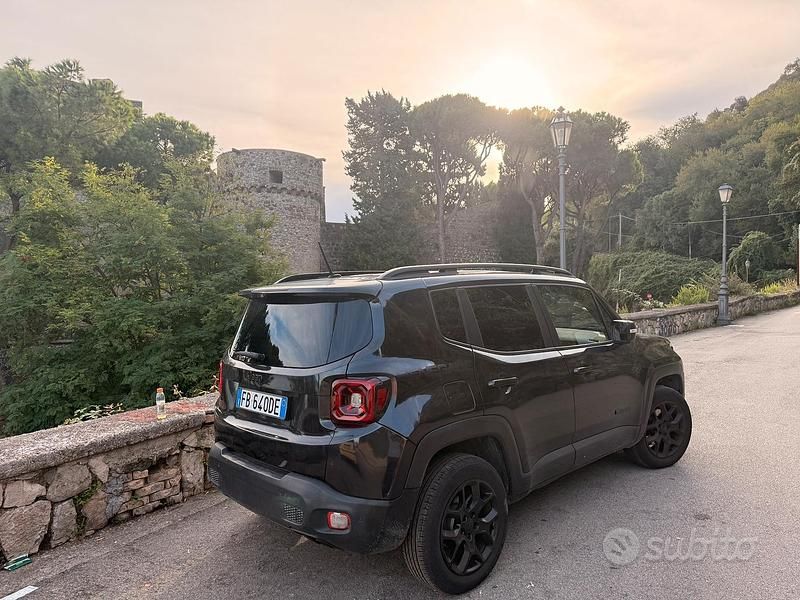 Usata Jeep Renegade Limited 140 CV (102 kW) 2015 SUV