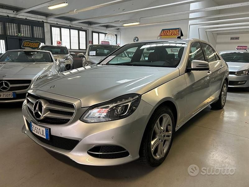 Usata Mercedes E350 Premium 252 CV (185 kW) 2013 Grigio Berlina